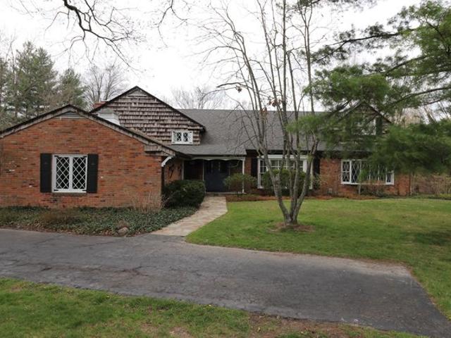 House for sale in Batesville, Ripley County