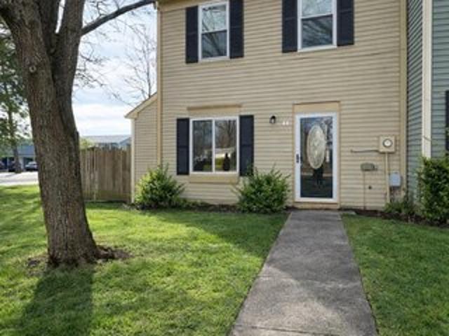 Townhouse for sale in Indian Head, Maryland