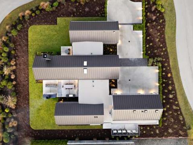 House for sale in Otakou