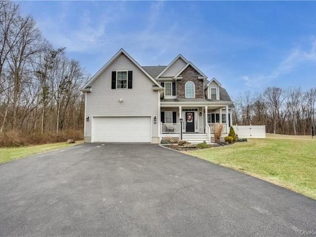 House for sale in Holmes, New York