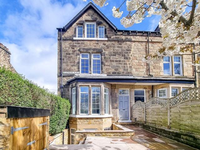 Apartment for rent in High Harrogate, Harrogate
