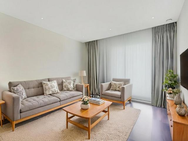 Apartment for rent in St. George in the East, Greater London