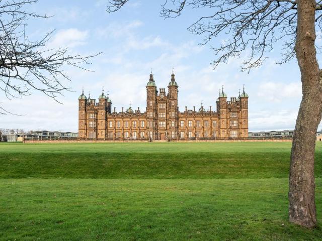 House for rent in Murrayfield, Scotland