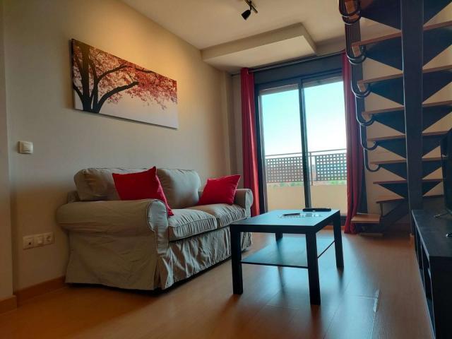 Apartamento en alquiler en Alcalá De Henares, Distrito V