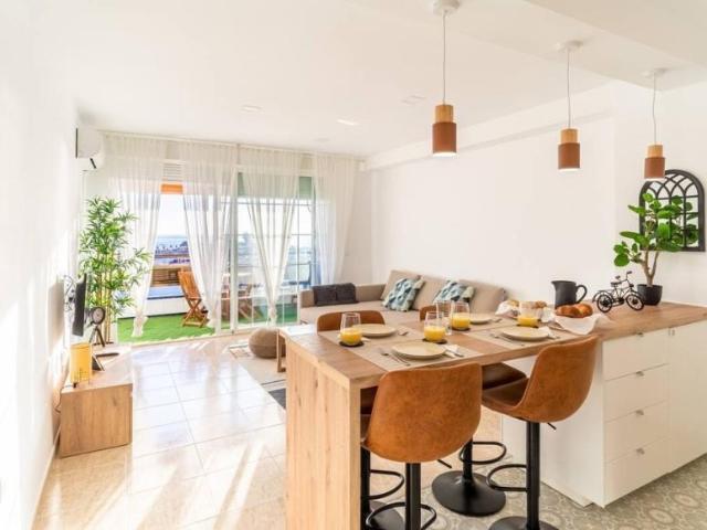 Apartamento en alquiler en Retamar, Almería