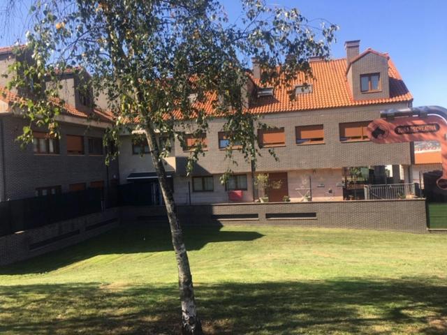Apartamento en alquiler en Gijón, La Braña / Perchera