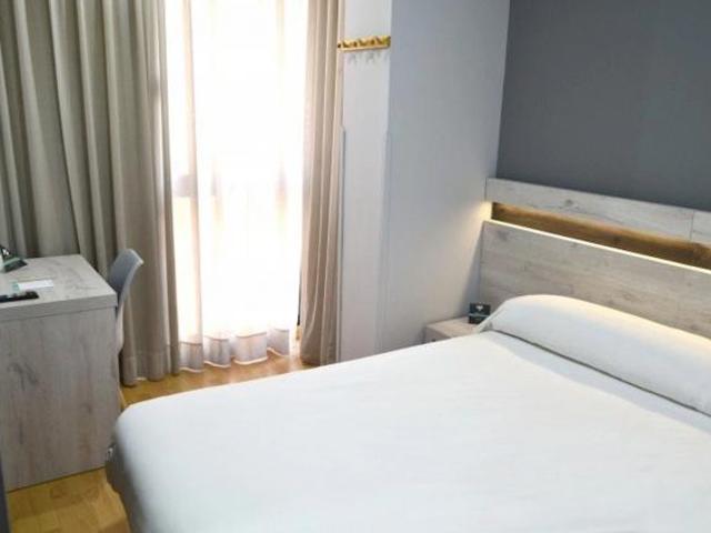 Apartamento en alquiler en La Corredoria y Ventanielles, Oviedo