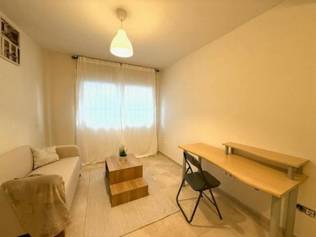 Apartamento en alquiler en Camino de Yuncos, Yeles
