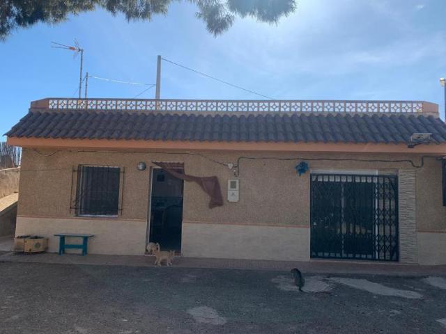 Casa en alquiler en A Lama