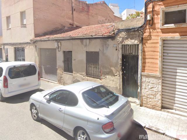 Casa en venta en el Vinalopó Mitjà / El Vinalopó Medio, Valencia