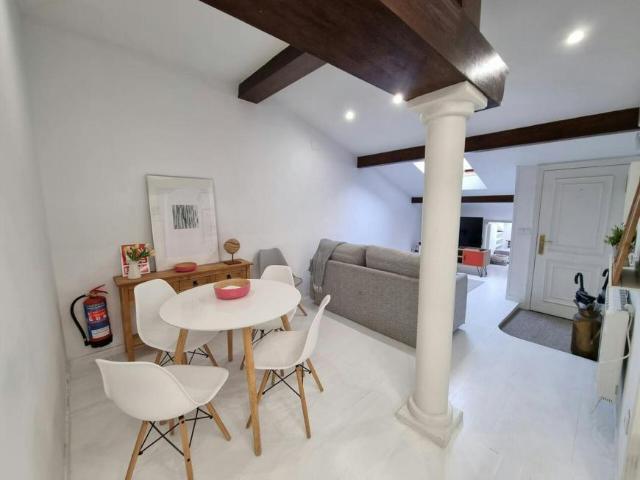 Casa en alquiler en Los Campos, Gijón