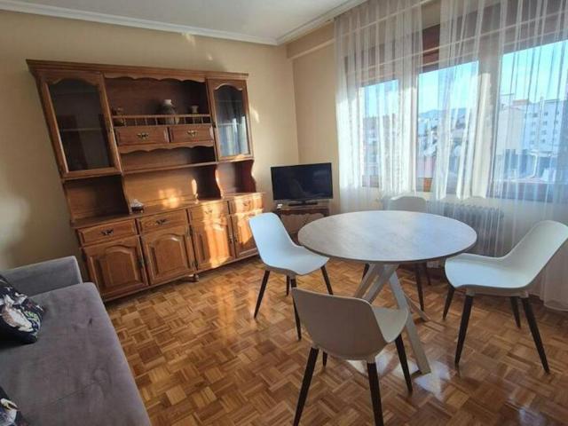 Casa en alquiler en Los Campos, Gijón