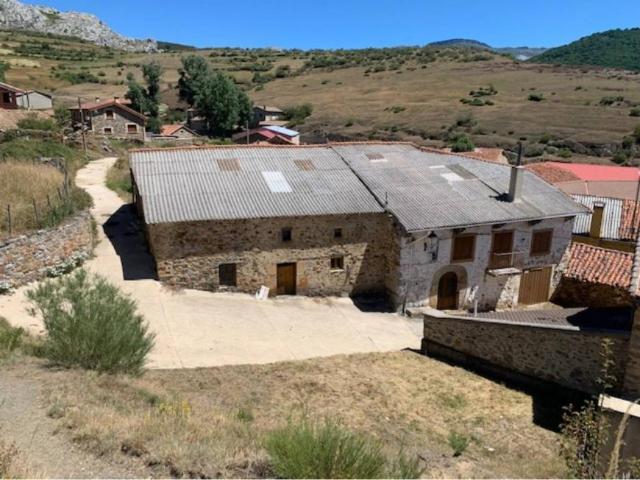 Casa en venta en La Pernía, Castilla y León