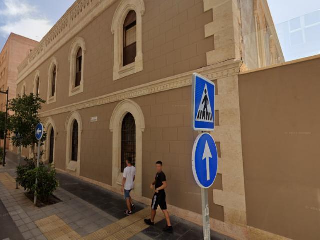 Local Comercial en alquiler en Almería