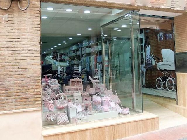 Local Comercial en alquiler en Lucena, Andalucía