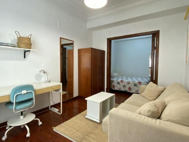 Habitación en alquiler en Santa Lucía, A Coruña