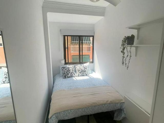 Habitación en alquiler en Alaquàs, Barri dels Ollers