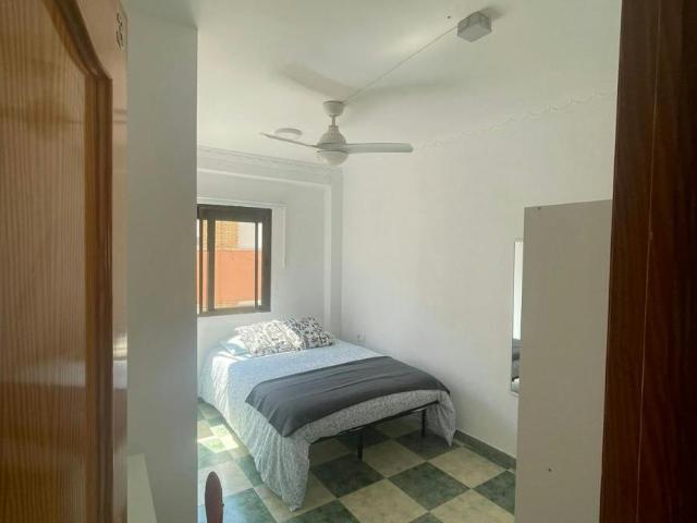 Habitación en alquiler en Alaquàs, Barri dels Ollers
