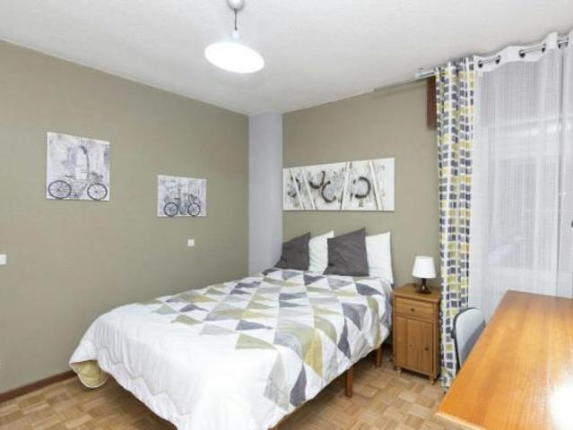 Habitación en alquiler en Alcalá De Henares, Virgen del Val