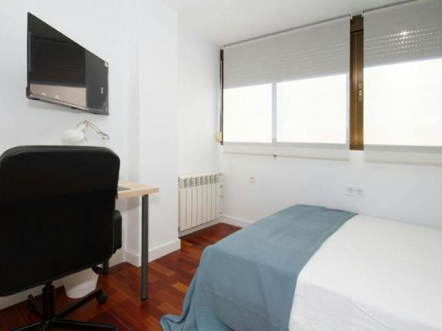Habitación en alquiler en Alcalá De Henares, Venecia