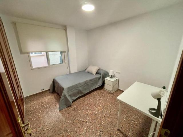 Habitación en alquiler en Zona Alta, l'Alcoià