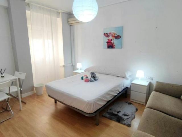 Habitación en alquiler en Oliveros, Almería