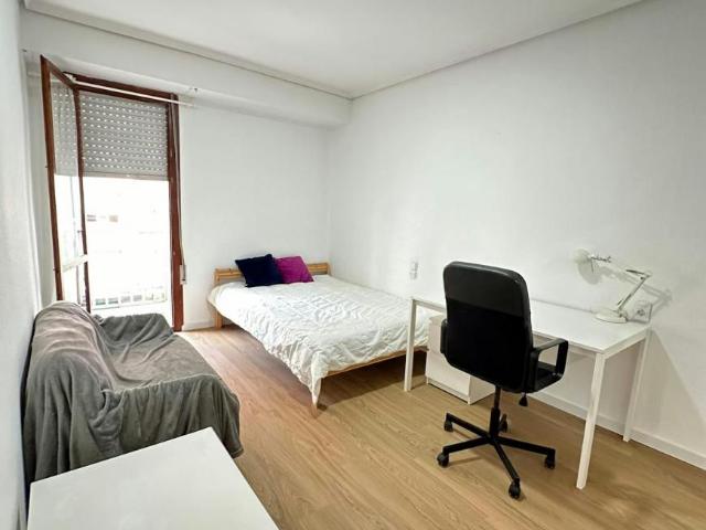 Habitación en alquiler en la Plana Alta, Valencia