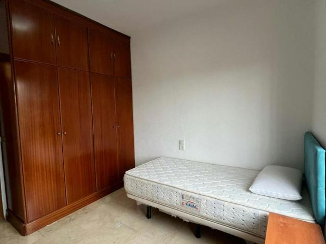 Habitación en alquiler en Distrito Poniente Sur, Córdoba