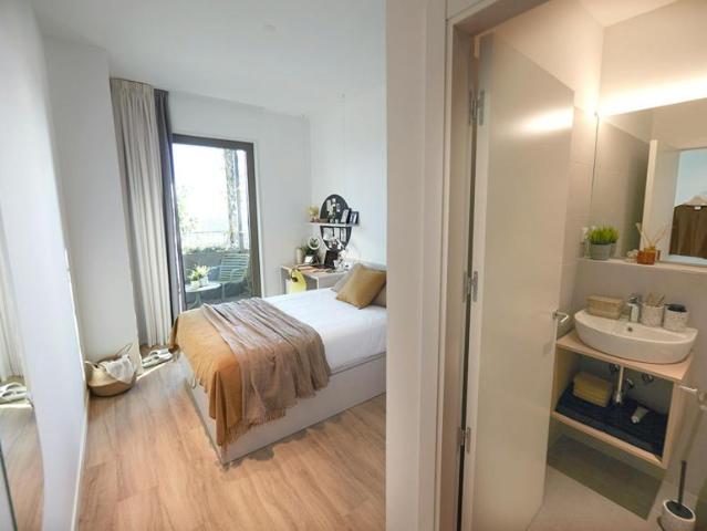 Habitación en alquiler en Finestrelles, Esplugues de Llobregat