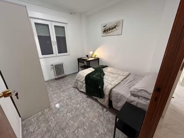 Habitación en alquiler en La Avanzada - La Cueva, Fuenlabrada