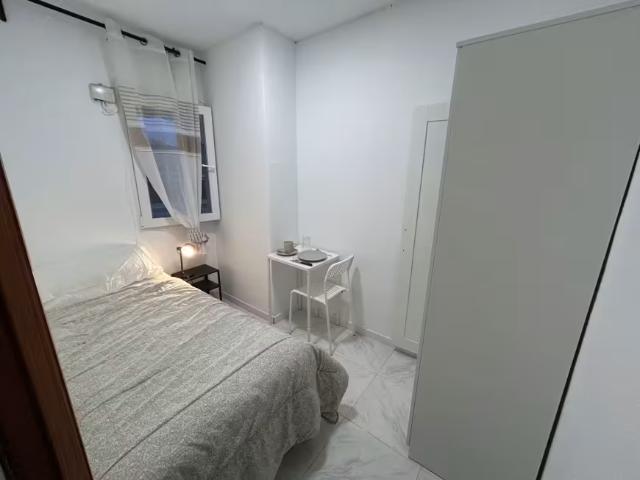 Habitación en alquiler en La Avanzada - La Cueva, Fuenlabrada