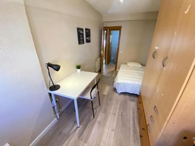 Habitación en alquiler en Fuenlabrada, Barrio de Belén