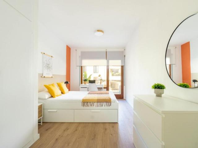Habitación en alquiler en Girona, la Devesa