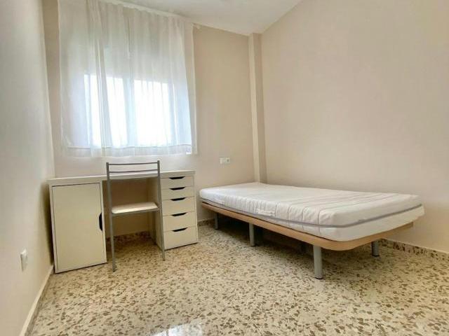 Habitación en alquiler en Jerez De La Frontera, Parque Atlántico