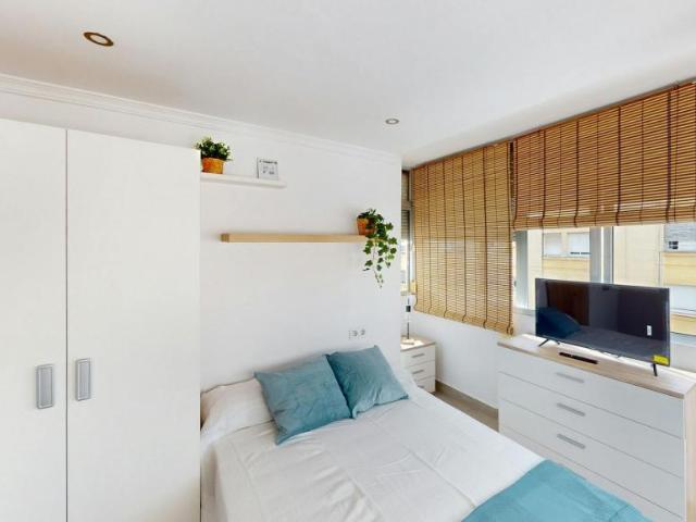 Habitación en alquiler en Jerez De La Frontera, Icovesa