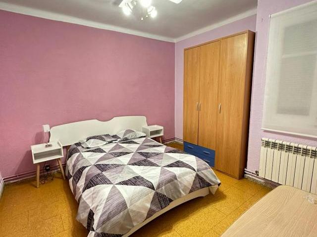Habitación en alquiler en Ballesteros, Logroño