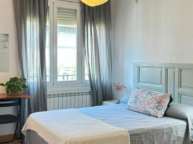 Habitación en alquiler en Castellana, Madrid