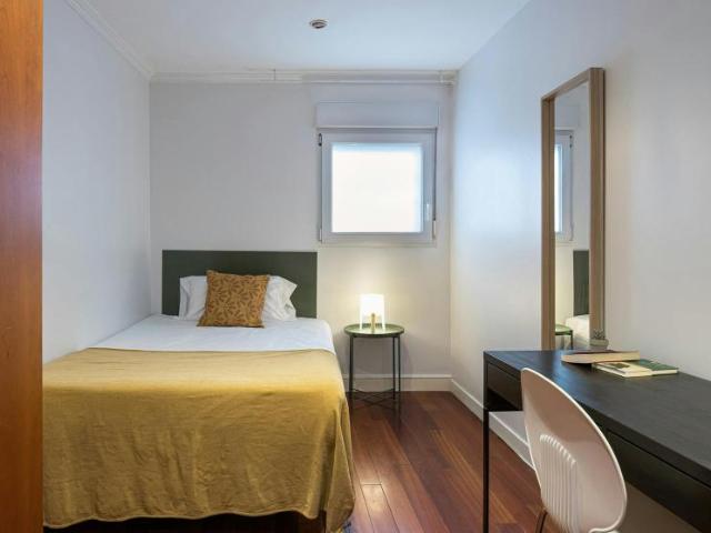 Habitación en alquiler en Universidad, Madrid