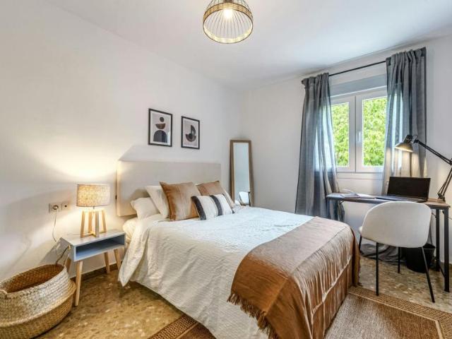 Habitación en alquiler en Málaga, Cruz del Humilladero