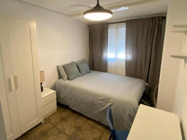 Habitación en alquiler en Manises, els Obradors