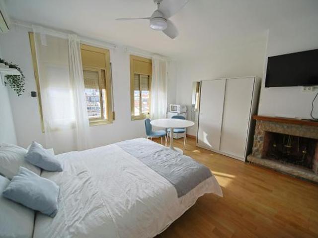 Habitación en alquiler en Molins De Rei