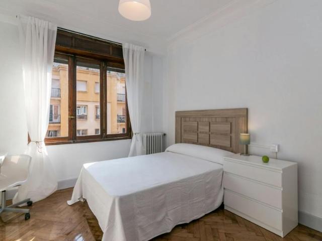Habitación en alquiler en Oviedo, Llamaquique