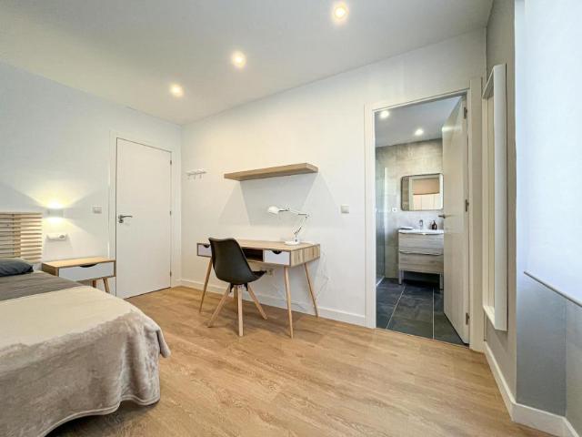 Habitación en alquiler en Oviedo, Pumarín