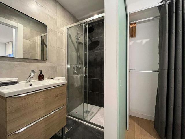 Habitación en alquiler en Oviedo, Pumarín