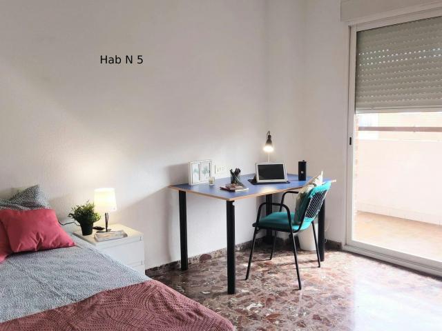 Habitación en alquiler en Paterna, Urbanització Terramelar