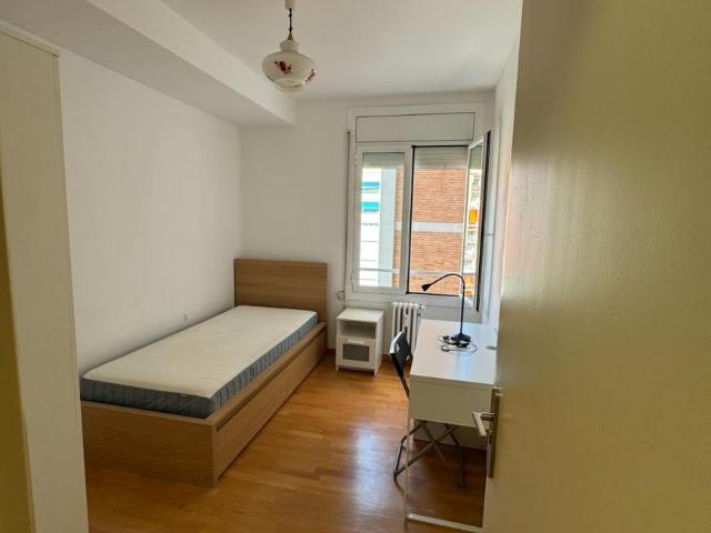 Habitación en alquiler en Vallès Occidental, Catalunya