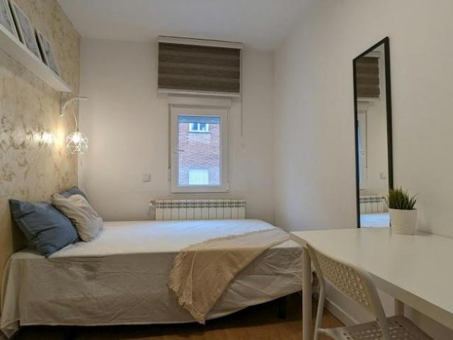 Habitación en alquiler en San Sebastián De Los Reyes Habitación en alquiler en San Sebastián De Los Reyes