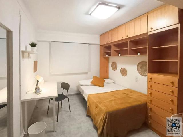 Habitación en alquiler en Sant Pere i Sant Pau, Tarragonès