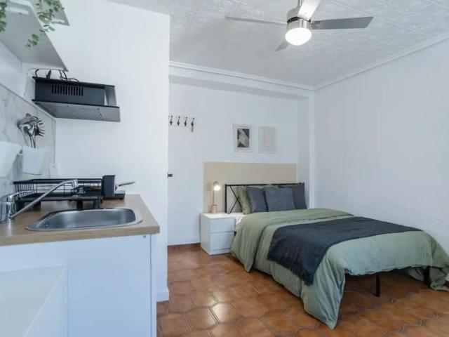 Habitación en alquiler en Torrent, València / Valencia