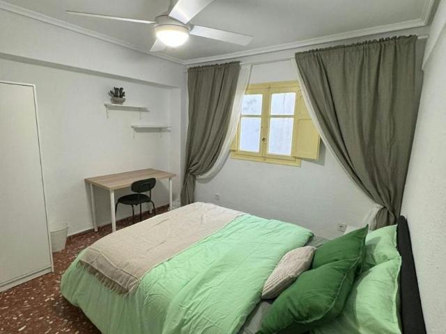 Habitación en alquiler en el Poble Nou, Torrent